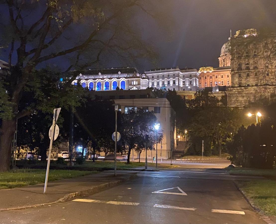 Апартаменты Christina By Buda Castle